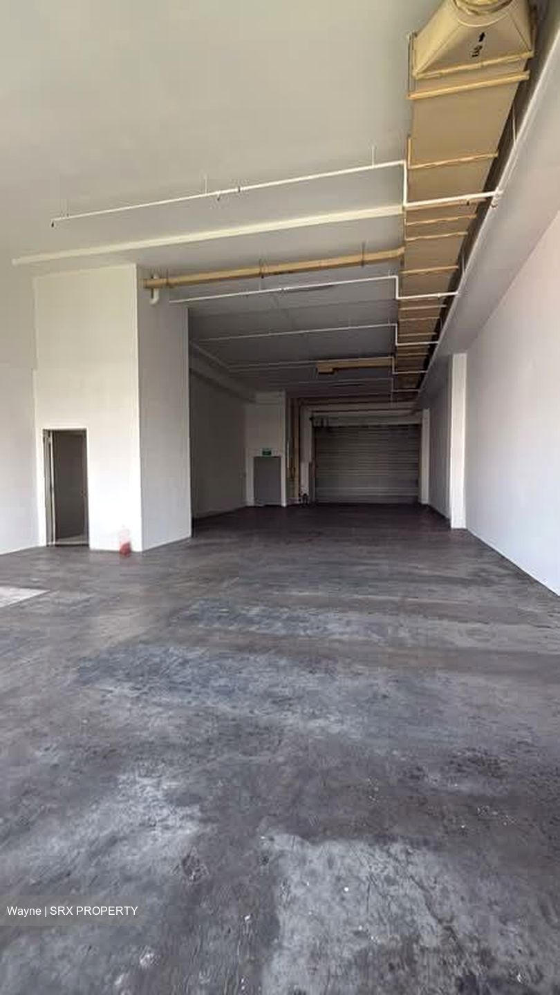 Enterprise One (D14), Factory #568241141